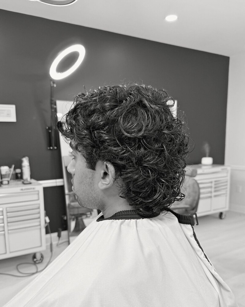 Curly cut shaped at the back